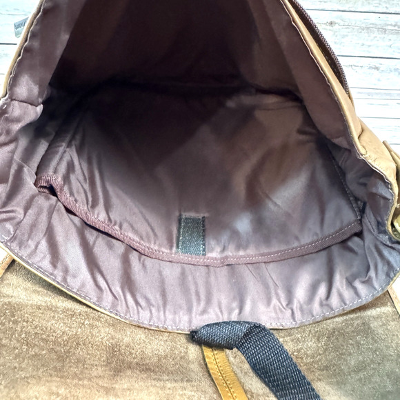 Le Donne Leather Collection Vintage Minimalist Crossbody Messenger Bag - Picture 8 of 15